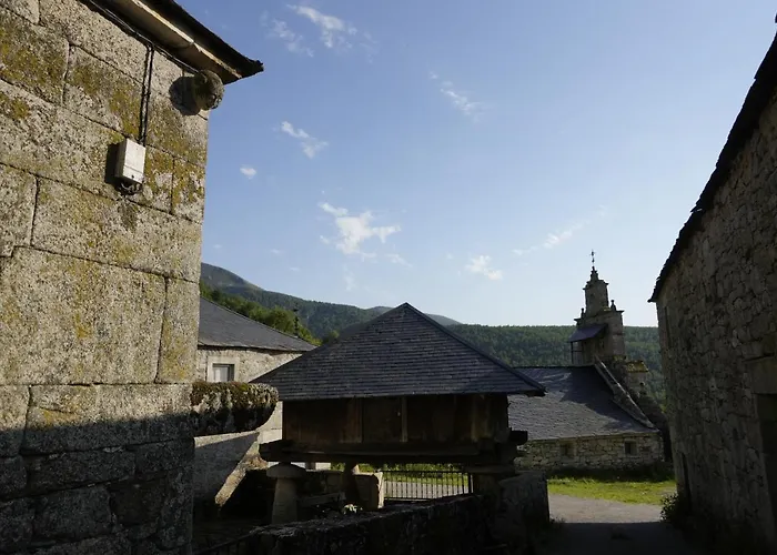 Vivienda Uso Turistico As 펜션 *